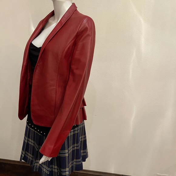 BAGATELLE Fitted Leather Jacket - Picture 5 of 10